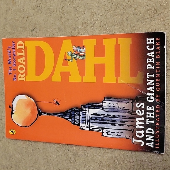 7 Roald Dahl Paperback Books - Picture 12 of 15